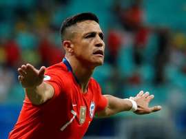 Solskjaer confirma que Alexis Sánchez está sendo negociado. EFE