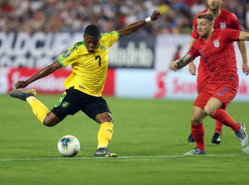 Leon en Birmingham, Bailey con Jamaica