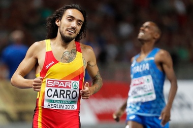 Fernando Carro de España reacciona tras quedar en segundo puesto en la final masculina de 3,000 metros obstáculos el 9 de agosto de 2018 en los Europeos de Berlín. EFE/Christian Bruna/Archivo