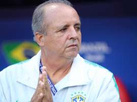 Vadão morre aos 63 anos. EFE/Tolga Bozoglu