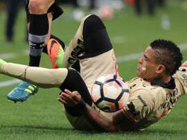 Macará resbala sin consecuencias, Barcelona golea. EFE