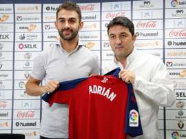 Adrián fichó por Osasuna por lo ilusionante del proyecto. EFE