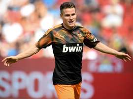 Gameiro fue demasiado para el Bayer Leverkusen. EFE