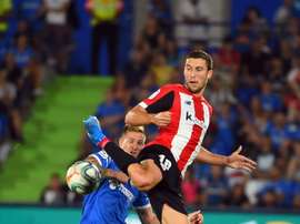 De Marcos acabó lastimado en el Coliseum. EFE