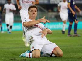 Piatek evita un sonrojo en Verona. EFE