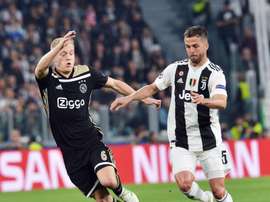 Pjanic poderá estar na Champions. EFE/EPA/Andrea Di Marco
