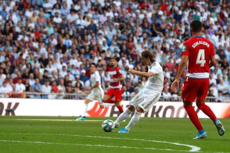 Hazard à la passe et Modric pour le chef-d'oeuvre ! EFE/Juan Carlos Hidalgo