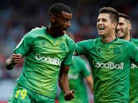 Isak n'envisage pas de quitter la Real Sociedad. EFE/Salvador Sas