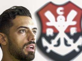 Flamengo diz adeus a Pablo Marí. EFE/Antonio Lacerda