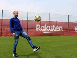 Andrés Iniesta era um dos objetivos do Barcelona na última janela. EFE/Nora Olivé/Arquivo