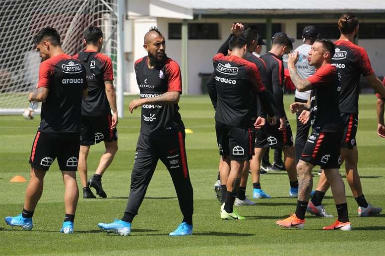 Oficial Los Internacionales De Chile Deciden No Jugar Ante Peru Besoccer