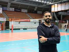 Thomas Ereu, receptor y capitán del Club Voleibol Teruel, en una entrevista a Efe. EFE/Isabel Poncela