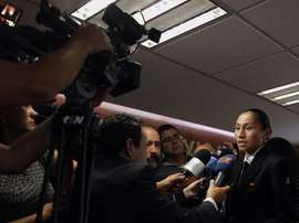 La mexicana Guadalupe Lupita González, subcampeona olímpica de la caminata de 20 kilómetros, habla con los medios de comunicación. EFE/Sáshenka Gutiérrez/Archivo