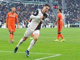 Cristiano devolvió a la Juve a la senda del triunfo con un doblete. EFE/EPA