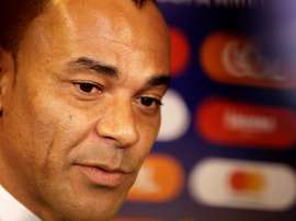 Cafu elogiou a nova versão de Neymar.