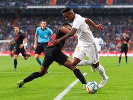 Vicinius fez um bom jogo contra o Sevilla. EFE/Emilio Naranjo