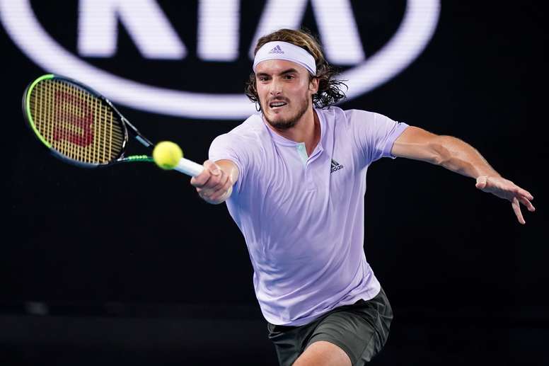 El griego Tsitsipas, a tercera ronda en Australia sin jugar por la lesión de Kohlschreiber. EFE/SCOTT BARBOUR