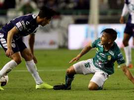 Leon no tiene piedad de Pachuca. EFE/Luis Ramírez