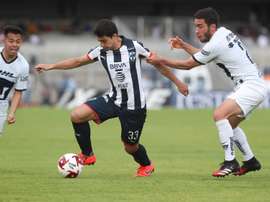 Pumas da el golpe ante Monterrey y alcanza el liderato. EFE /Mario Guzmán