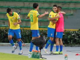 Brasil derrota o Paraguai de virada. EFE/Ernesto Guzmán Jr.