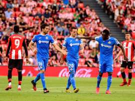Maksimovic entiende que dejar mover el balón al rival sería contraproducente para el Getafe. EFE