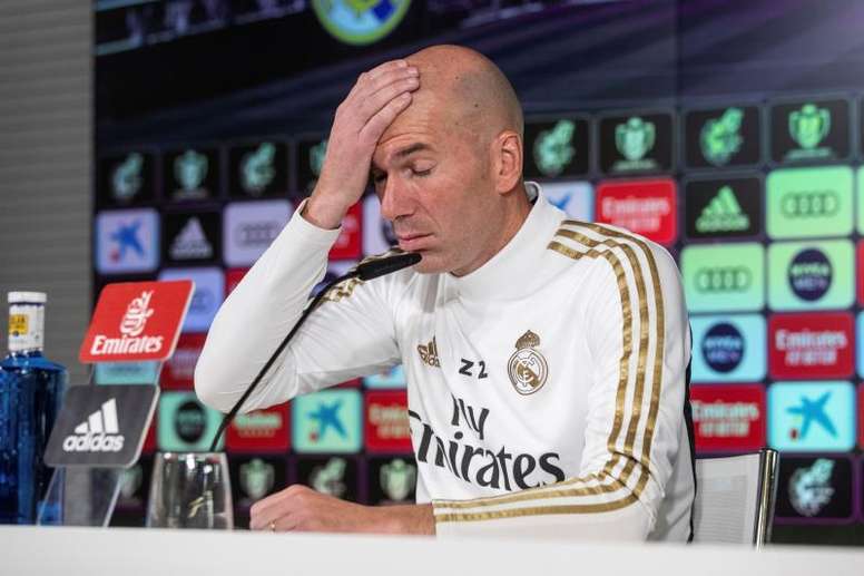 Zidane identificou na defesa os principais problemas da eliminação. EFE/Rodrigo Jiménez