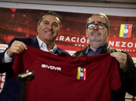 Peseiro tiene un reto. EFE