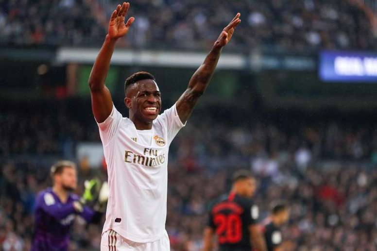 Vinicius não pretende sair do Real Madrid. EFE/Emilio Naranjo