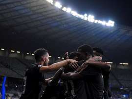 Emelec tumbó a Blooming. EFE