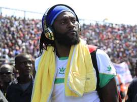 Adebayor puede llegar a Olimpia. EFE/EPA