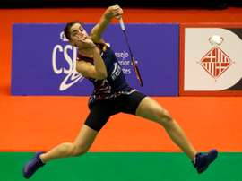 La actual campeona olímpica de bádminton, la española Carolina Marín, este miércoles, durante el partido de primera ronda del Masters de España Barcelona, que disputa contra la rusa Natalia Perminova, a la que derrotó con contundencia en menos de media hora (21-11 y 21-8), en Barcelona (Cataluña). EFE/ Enric Fontcuberta