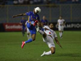 Tigres se amilana en El Salvador. EFE/Rodrigo Sura