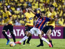 Cerro Porteño, a remontar en casa. EFE