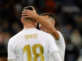 Leicester pisterait aussi Jovic. EFE