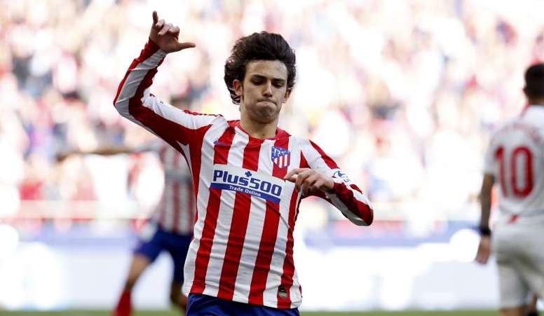 Pfdb Report Joao Felix Slaloms Past Defenders Besoccer
