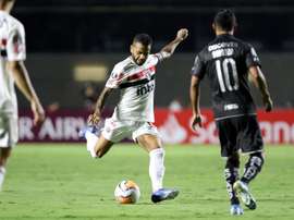 Cicinho elogia o nível de Dani Alves e Juanfran. EFE/ Thiago Bernardes