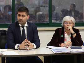 Los clubes buscan información sobre ERTEs. EFE