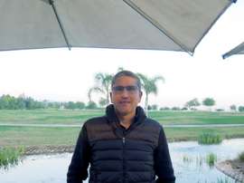 Garrido dona material sanitario y anima a que sigan su gesto. EFE