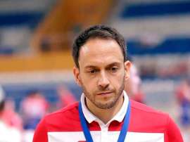 Imagen facilitada por el HC Meshkov Brest del técnico español Raúl Alonso, entrenador del Meshkov Brest bielorruso, que reconoció las dificultades que entraña abstraerse de la situación que se vive en España y Alemania, los dos países en los que reside su familia, y centrarse en el día a día de la Liga bielorrusa, la única competición de balonmano que sigue activa en Europa. EFE. EFE/HC Meshkov Brest