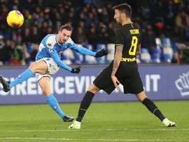 Napoli's offer to Fabián to keep him away from Madrid and Barça. EFE