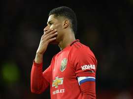Rashford quiso agradecer al sanitario su lucha contra el COVID-19 con este gesto. EFE