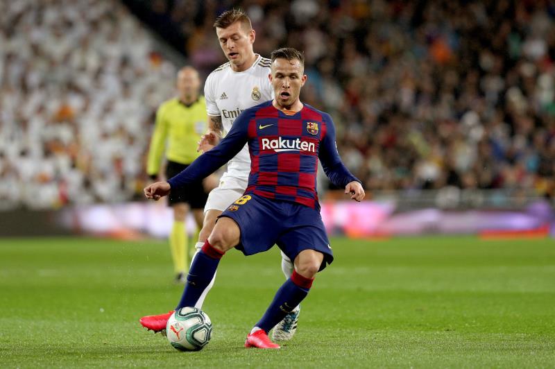 Neymar quer que Santos contrate o ex-meia do Barcelona, Arthur Melo