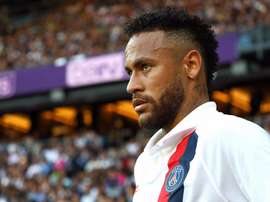 Neymar enfrenta questionário em pleno confinamento. EFE/Christophe Petit Tesson/