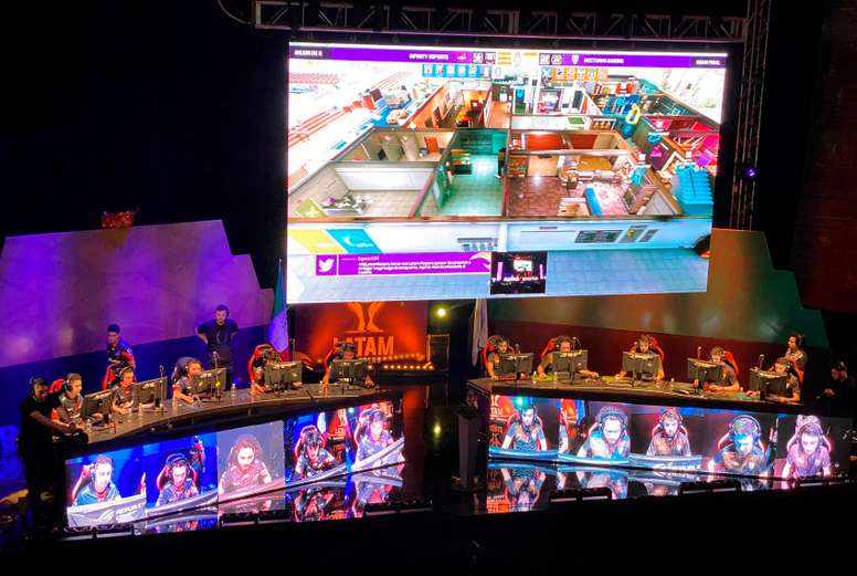 Fotografía cedida por Ubisoft este miércoles, que muestra un momento de la final del torneo LATAM Masters, llevado a cabo el 2 de febrero en la Ciudad de México (México). EFE/ Ubisoft