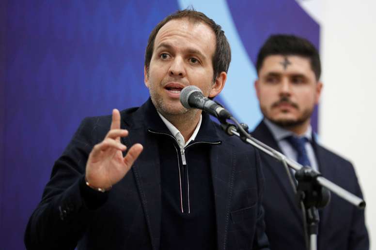 En la imagen un registr del ministro del Deporte de Colombia, Ernesto Lucena, quien indicó que esta nueva escuadra se suma al de élite que ya alcanzó a disputar carreras a comienzo de año en Croacia y también el de la categoría sub23. EFE/Carlos Ortega/Archivo