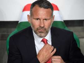 Homenaje del Athletic a Ryan Giggs. EFE