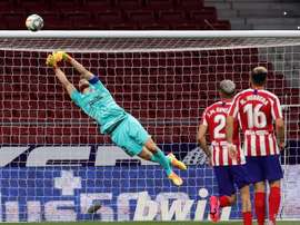 El 'Mono' Burgos confirmó el interés del Chelsea por Oblak. EFE