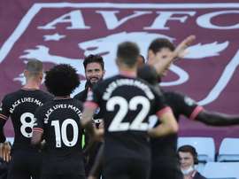 Giroud hizo el 1-2. EFE