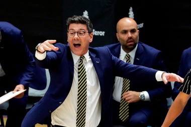 El entrenador griego del Herbalife Gran Canaria, Fotis Katsikaris. EFE/Manuel Bruque/Archivo