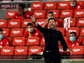 Simeone es consciente de lo que implica cada minuto de juego. EFE